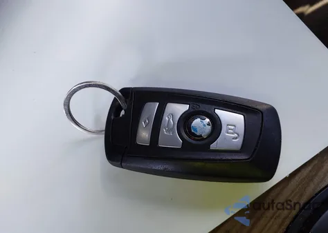 2011 BMW X3 xDrive28I z USA, uszkodzony, nr VIN 5UXWX5C55BL705578